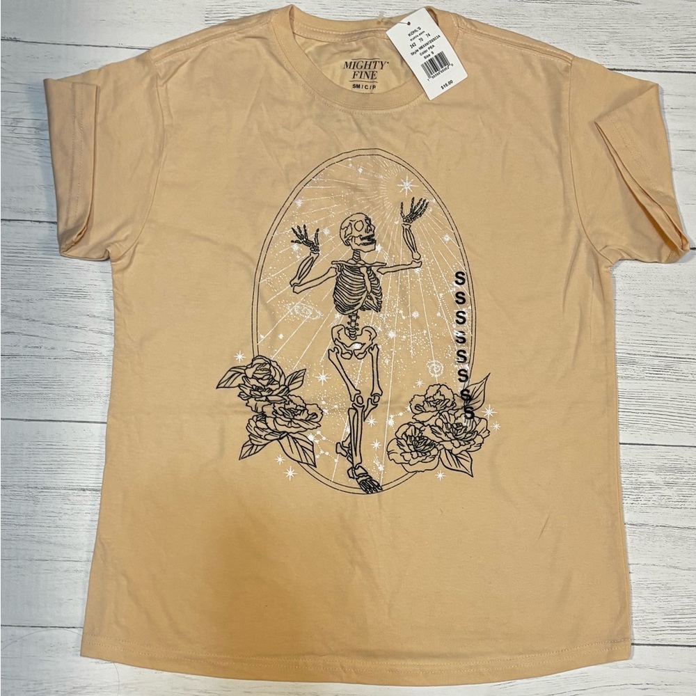 NWT Skeleton Graphic T-Shirt Women’s Small Peach Floral Goth Aesthetic Tee - Picture 3 of 6
